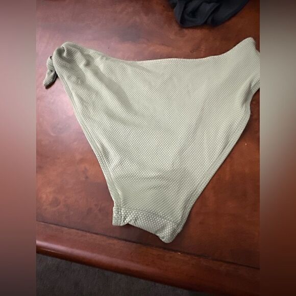 Wild Fable Women's Pique Textured High Leg CheekyHigh Waist BikiniBottom NWOT  L - Picture 8 of 9